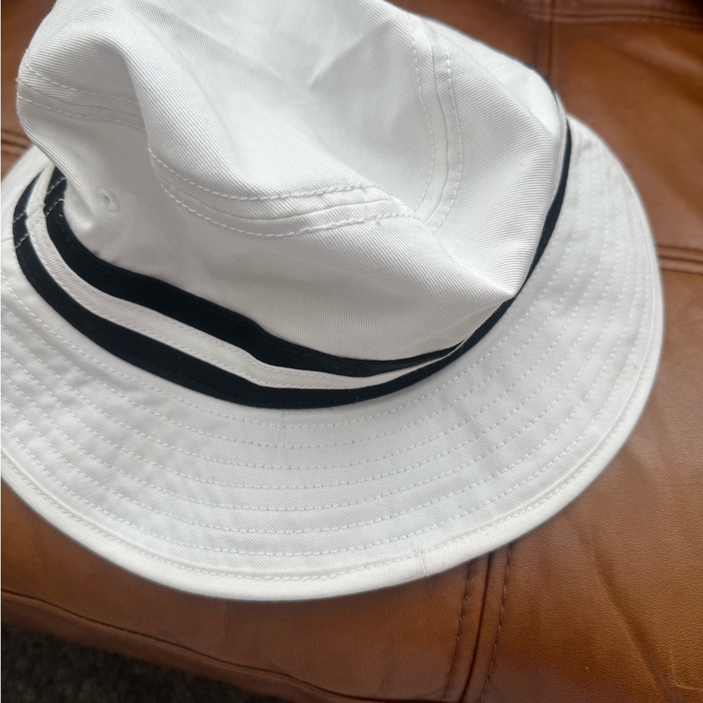 Titleist White Hat with Black Accents - Picture 3 of 3